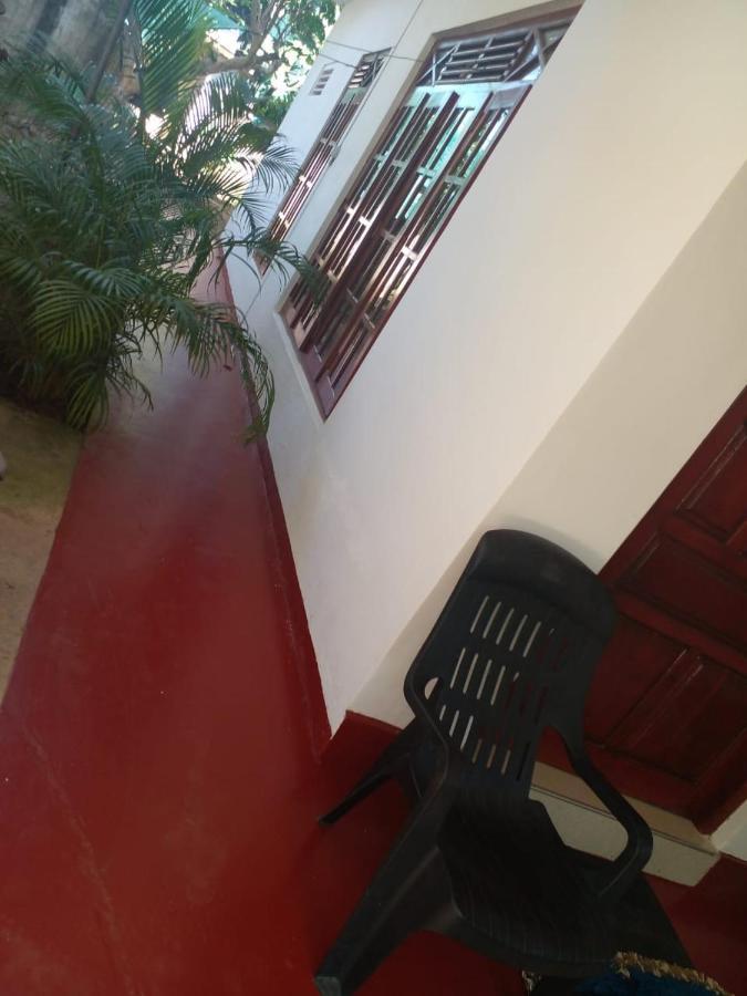 Pradeep Guest House Mirissa Exterior photo